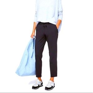NWT On the Fly 7/8 Pants